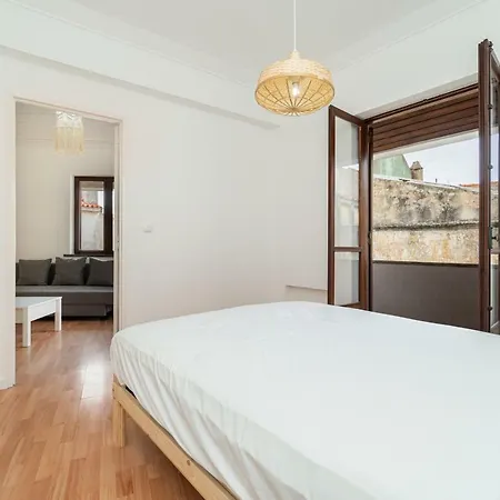 דירה 1 Bedroom Holiday Flat With Terrace In קסקאיס